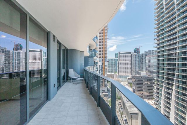 1000 Brickell Plaza 3201, Miami, FL 33131