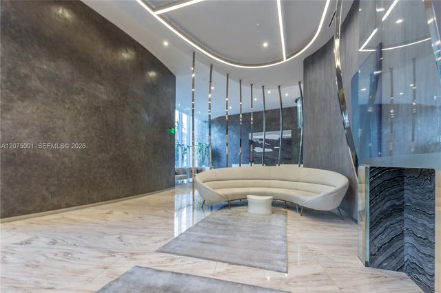 1000 Brickell Plaza 3201, Miami, FL 33131