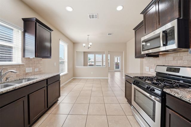 613 Longhorn Cavern RD, Leander, TX 78641