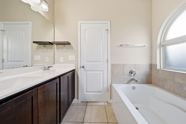 613 Longhorn Cavern RD, Leander, TX 78641