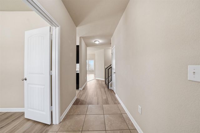 613 Longhorn Cavern RD, Leander, TX 78641