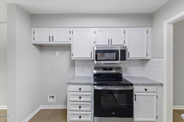 4101 Five Oaks Drive 40, Durham, NC 27707