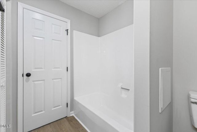 4101 Five Oaks Drive 40, Durham, NC 27707