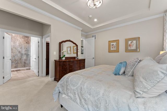 6238 CHANCELLORSVILLE DR, Gainesville, VA 20155
