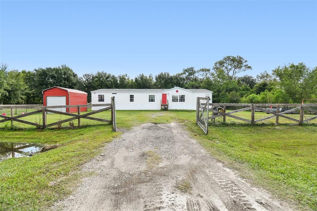 10229 OLD SPANISH TRAIL, Polk City, FL 33868