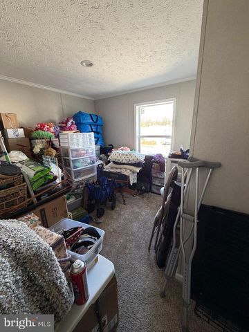 4 ROTH AVE, Mertztown, PA 19539