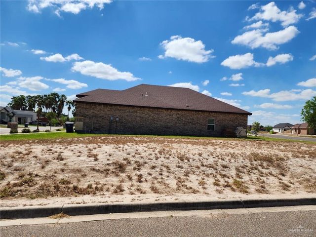 504 N Kika De La Garza Boulevard, La Joya, TX 78560