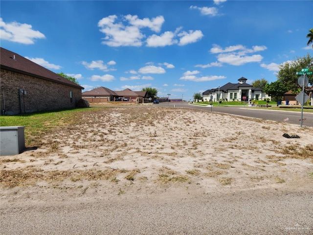 504 N Kika De La Garza Boulevard, La Joya, TX 78560