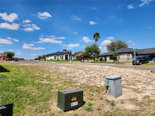 504 N Kika De La Garza Boulevard, La Joya, TX 78560