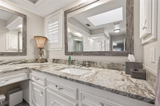 7310 Maidstone Lane, Houston, TX 77095