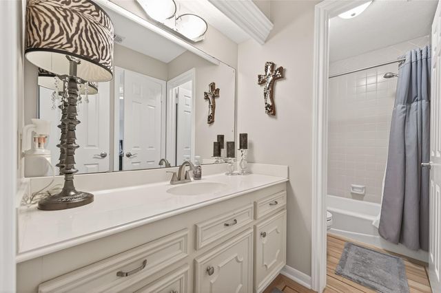 7310 Maidstone Lane, Houston, TX 77095