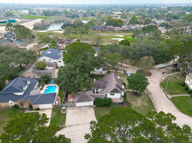 7310 Maidstone Lane, Houston, TX 77095