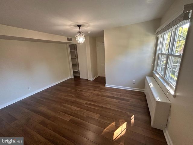 12 RODNEY RD, Bryn Mawr, PA 19010