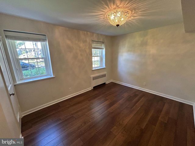 12 RODNEY RD, Bryn Mawr, PA 19010