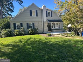 12 RODNEY RD, Bryn Mawr, PA 19010