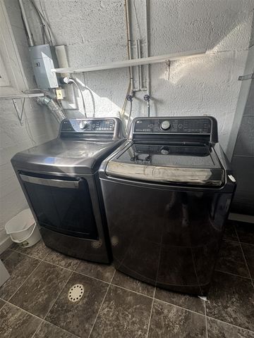 3079 Pittsview Drive, Ann Arbor, MI 48108