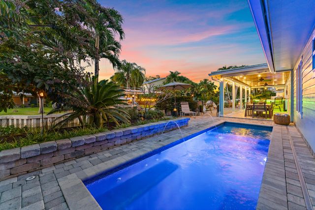 581 SW Timber Trail, Stuart, FL 34997