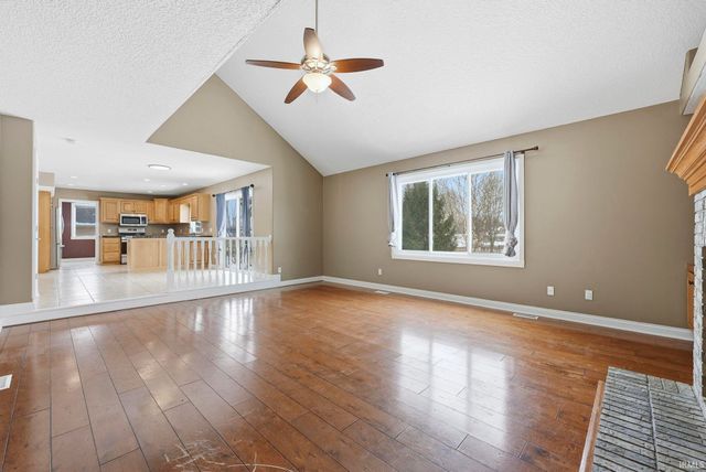 14713 Settlers Trail, Leo, IN 46765