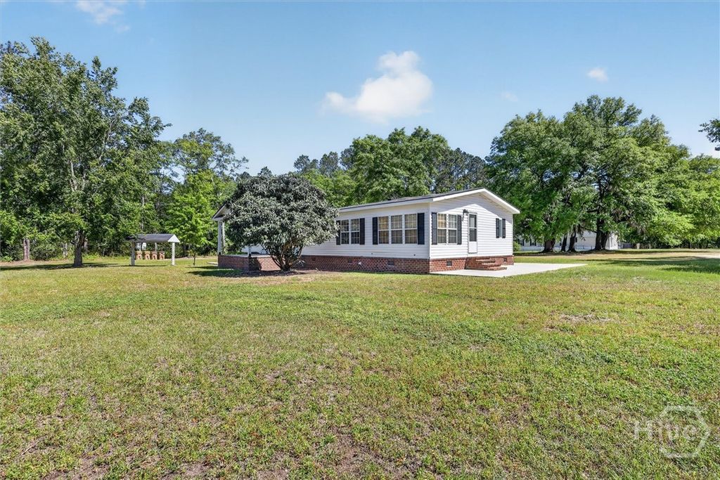 Image 3 of property listing at 249 Pound Road, Guyton, GA 31312