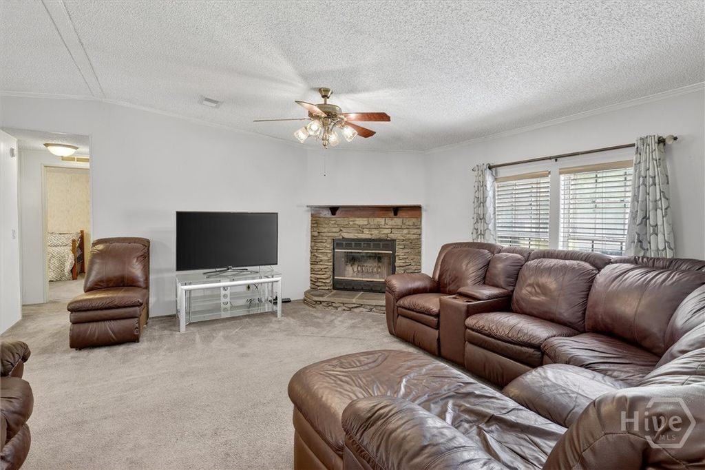 Image 4 of property listing at 249 Pound Road, Guyton, GA 31312