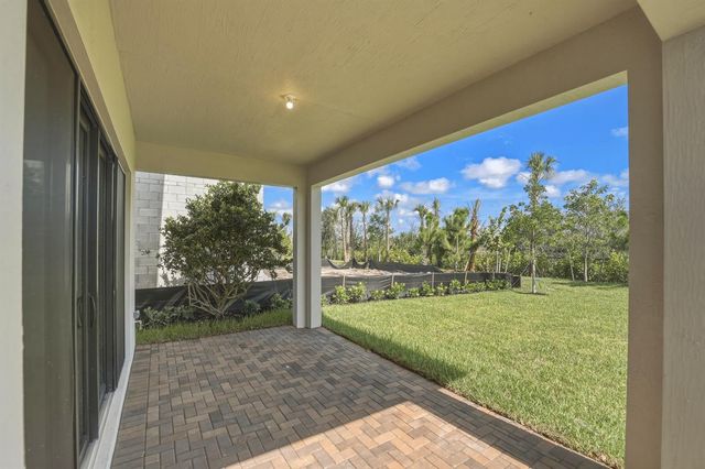 1016 Raleigh Way, Wellington, FL 33414