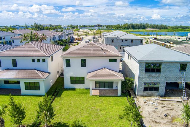 1016 Raleigh Way, Wellington, FL 33414