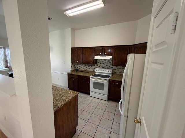 12933 Honey Locust Circle, Fort Worth, TX 76040