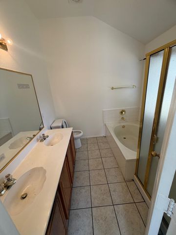 12933 Honey Locust Circle, Fort Worth, TX 76040