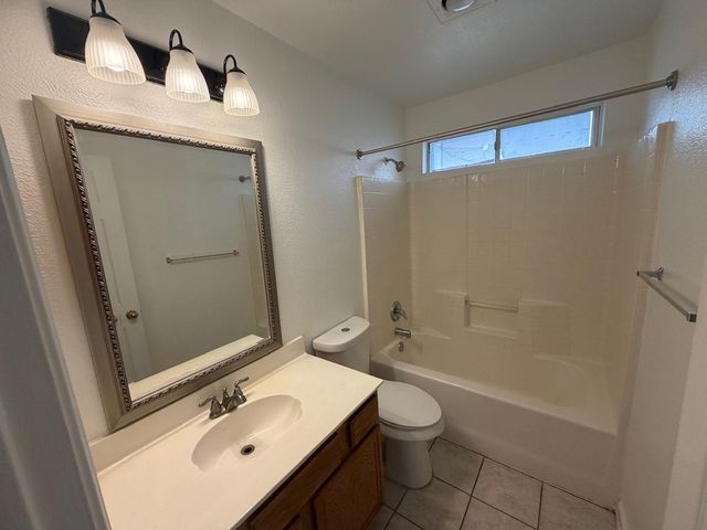12933 Honey Locust Circle, Fort Worth, TX 76040