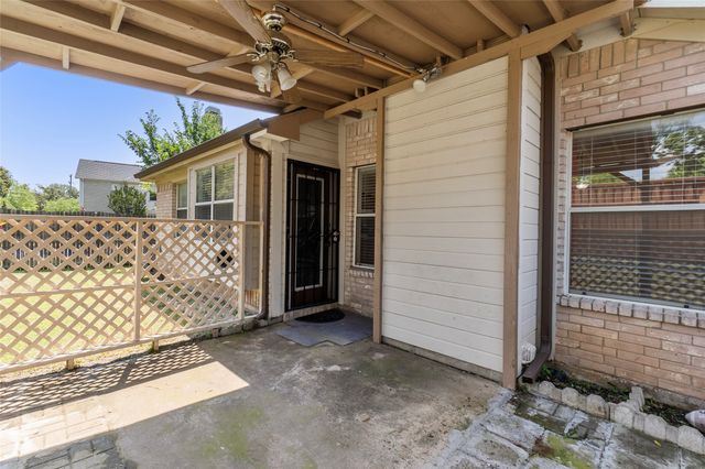 12933 Honey Locust Circle, Fort Worth, TX 76040