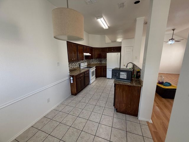 12933 Honey Locust Circle, Fort Worth, TX 76040