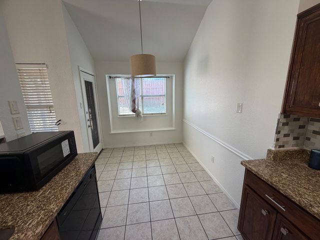 12933 Honey Locust Circle, Fort Worth, TX 76040