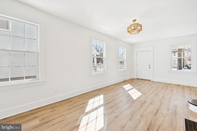 414 LECONEY AVE, Palmyra, NJ 08065