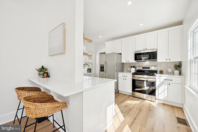 414 LECONEY AVE, Palmyra, NJ 08065