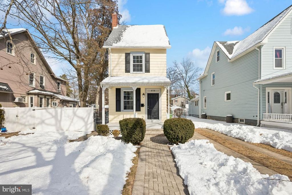 414 LECONEY AVE, Palmyra, NJ 08065