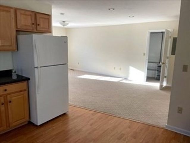 94-96 Neil St 2, Marlborough, MA 01752
