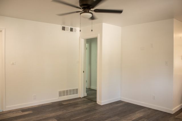 3825 W Spurgeon Street, Fort Worth, TX 76133