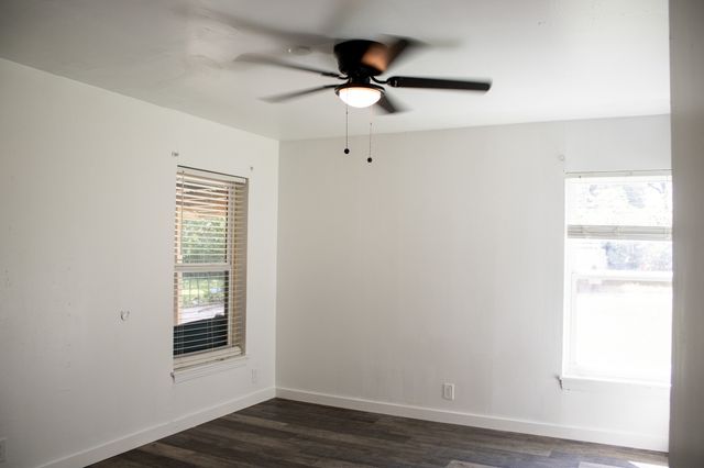 3825 W Spurgeon Street, Fort Worth, TX 76133