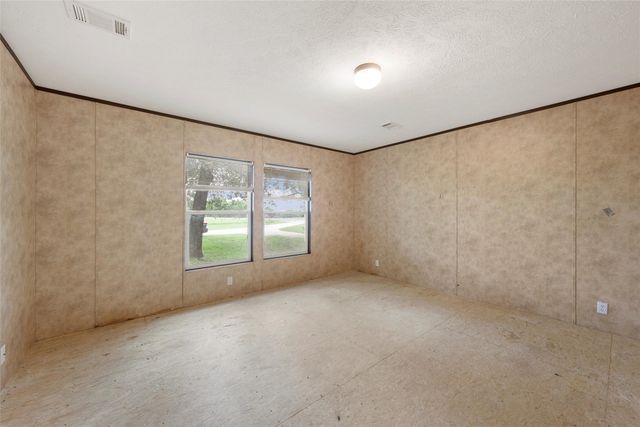 175 Willow Lane, West, TX 76691