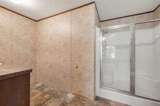 175 Willow Lane, West, TX 76691