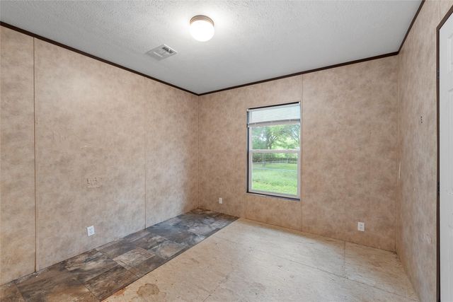 175 Willow Lane, West, TX 76691