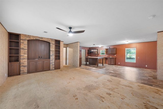 175 Willow Lane, West, TX 76691