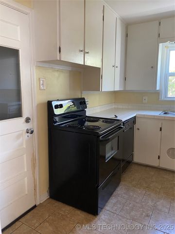 2019 E 13th Street, Tulsa, OK 74104