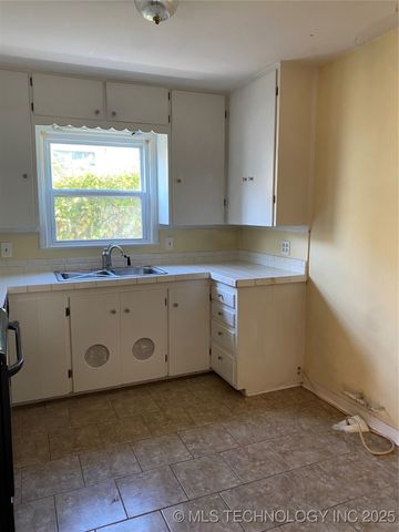 2019 E 13th Street, Tulsa, OK 74104