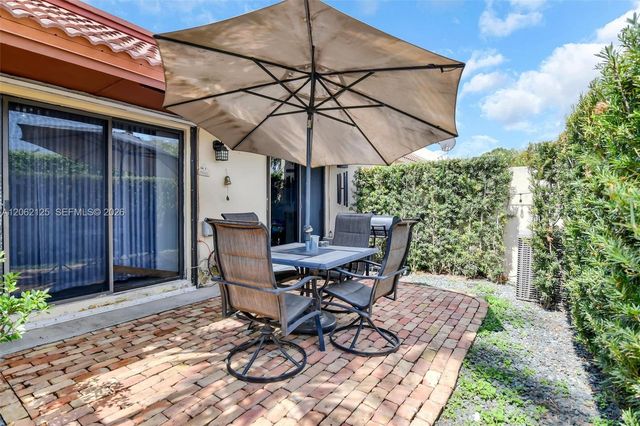 11743 SW 112th Ter, Miami, FL 33186