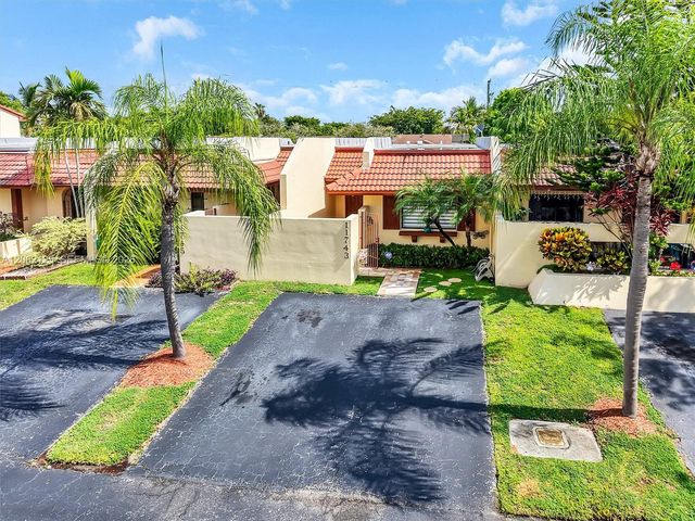11743 SW 112th Ter, Miami, FL 33186
