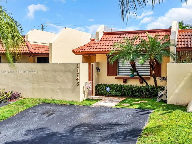 11743 SW 112th Ter, Miami, FL 33186
