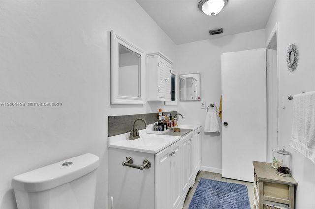 11743 SW 112th Ter, Miami, FL 33186