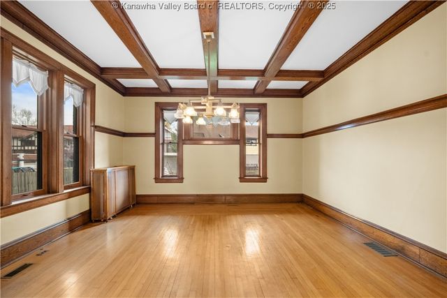 1573 Quarrier Street, Charleston, WV 25301