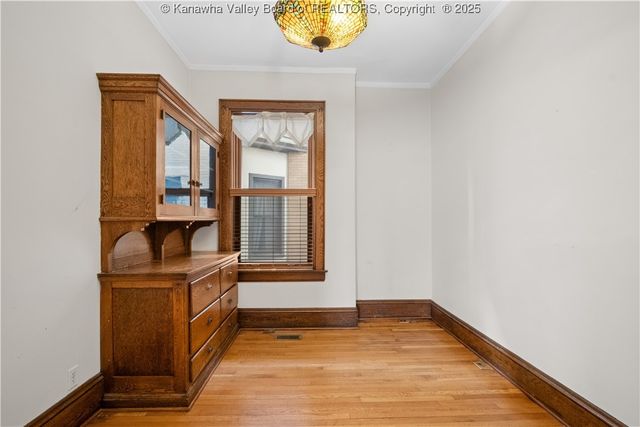 1573 Quarrier Street, Charleston, WV 25301